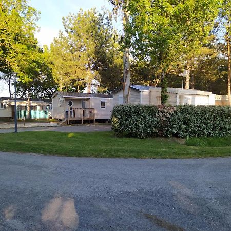 מלון Saint-Pere-en-Retz Camping Les Peupliers מראה חיצוני תמונה